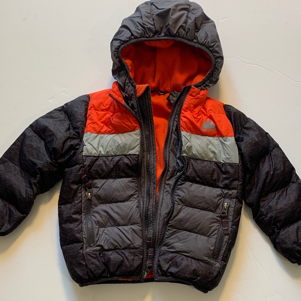 Snozu boys 3T Puffer Jacket with Hood